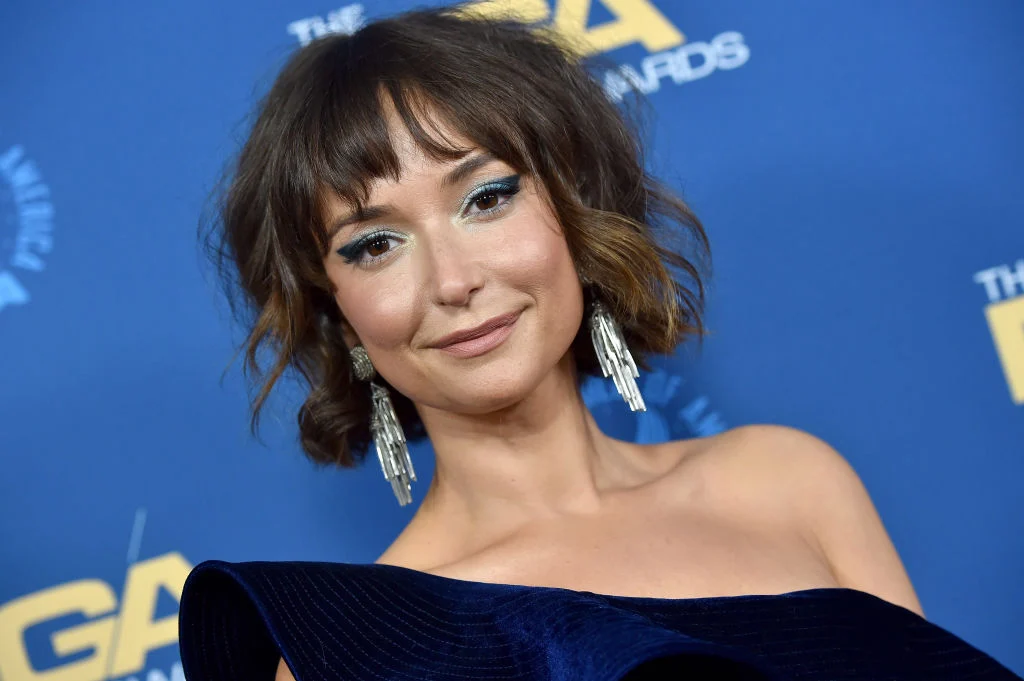 milana vayntrub net worth